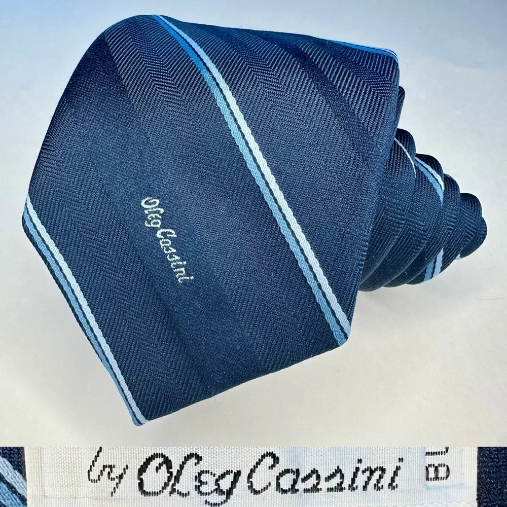 Vintage OLEG CASSINI Blue Embroidered Brand, Striped Classic Tie, 3”